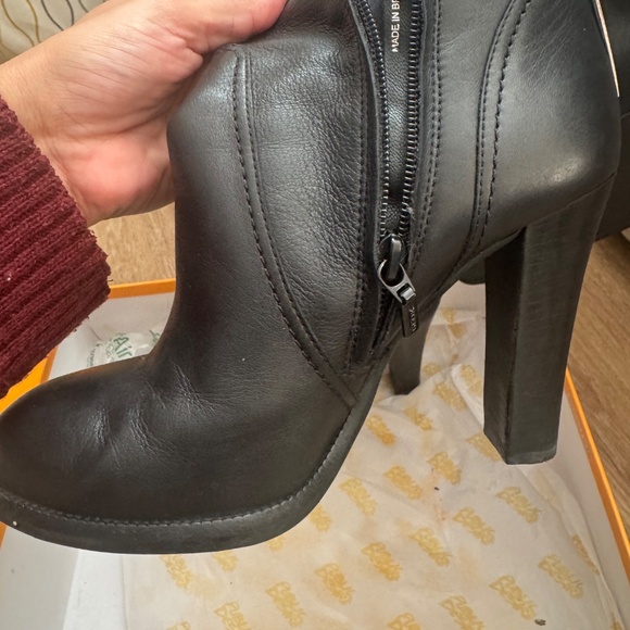 ๐ฏLeather Geox knee high heeled - Picture 5 of 6